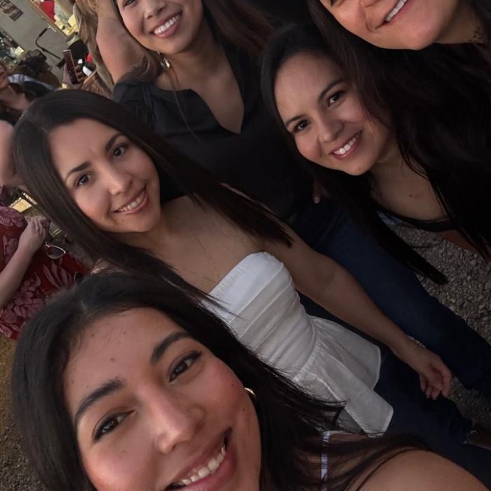 (18)